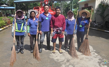 ทำความสะอาดหลังน้ำท่วม 17112560